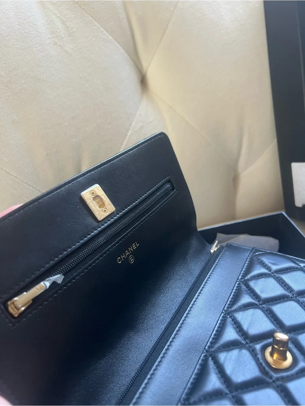 Chanel Quilted Lambskin Sweet Camellia WOC crossbody - Picture 7 of 7
